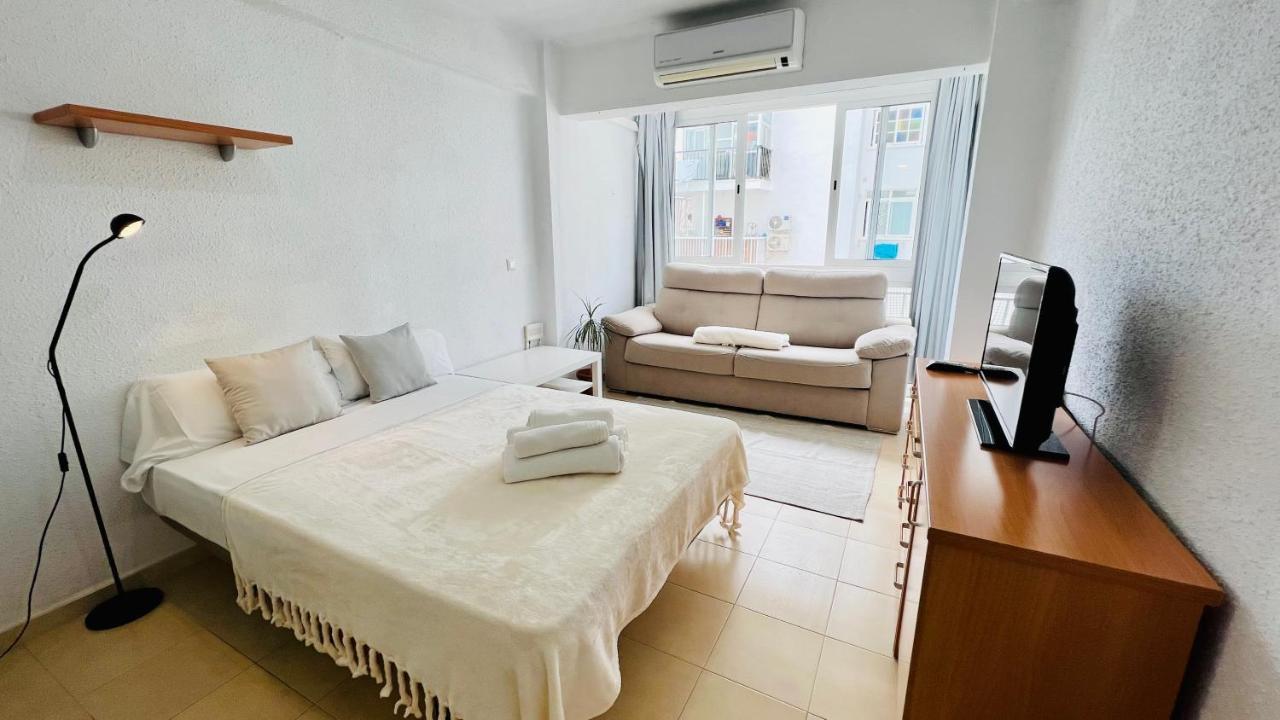 Apartamento Caleta Centro De Nerja - South Costa Bagian luar foto