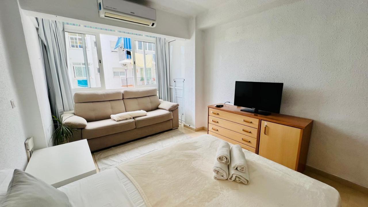 Apartamento Caleta Centro De Nerja - South Costa Bagian luar foto