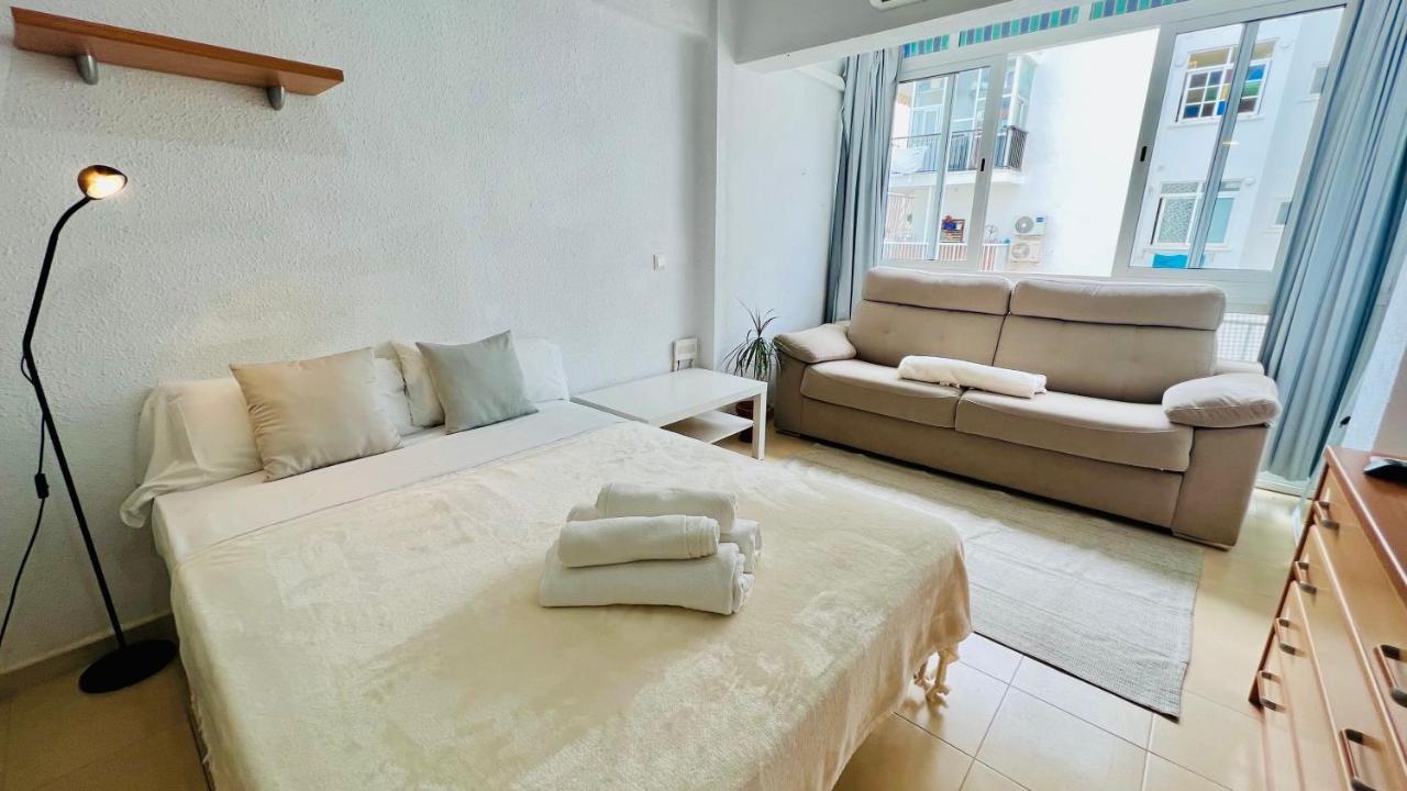 Apartamento Caleta Centro De Nerja - South Costa Bagian luar foto